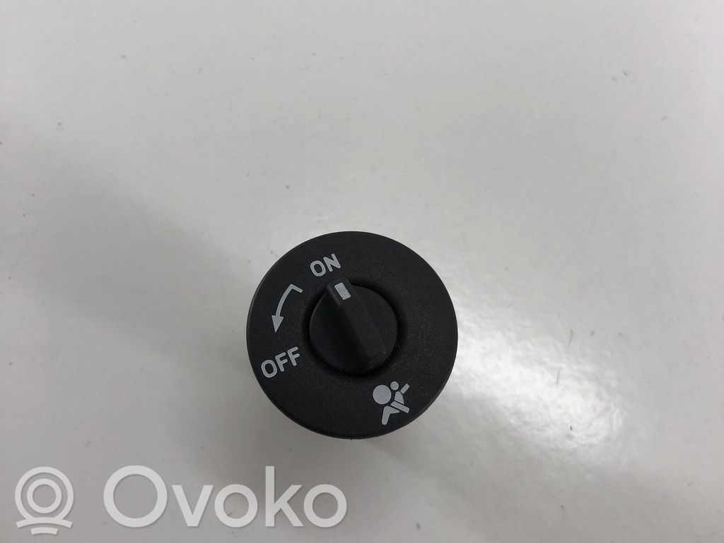 Renault Scenic III -  Grand scenic III Passenger airbag on/off switch 