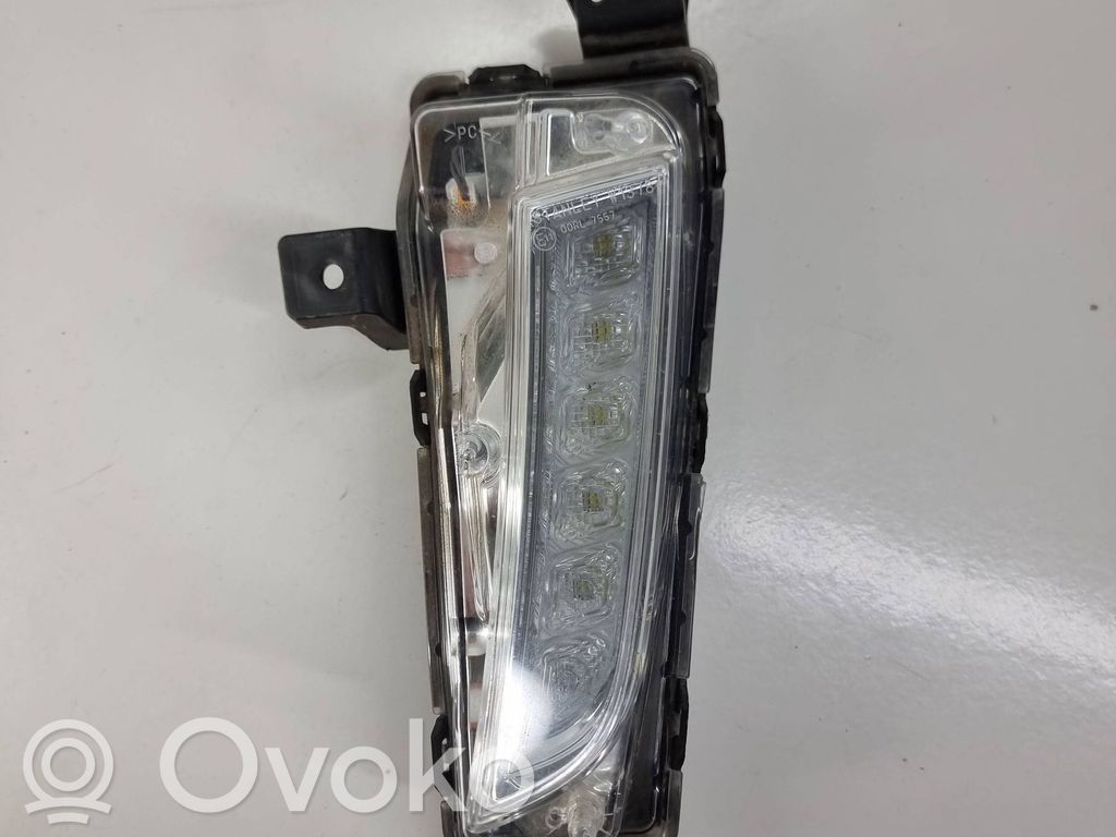 Suzuki Vitara (LY) LED-päiväajovalo 