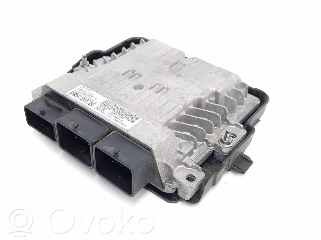 Peugeot 208 I Engine control unit/module 