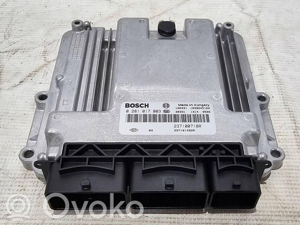 Renault Trafic II (X83) Engine control unit/module 