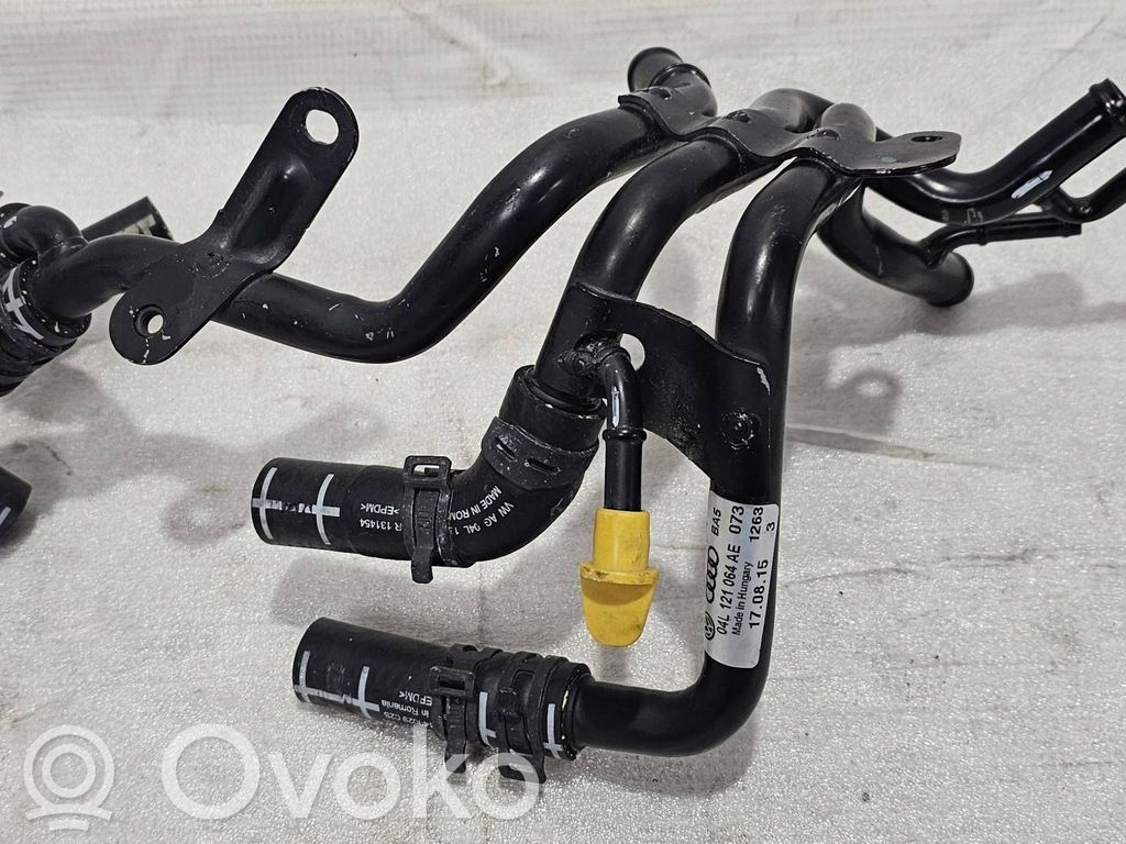 Audi Q3 8U Przewód / Wąż chłodnicy 