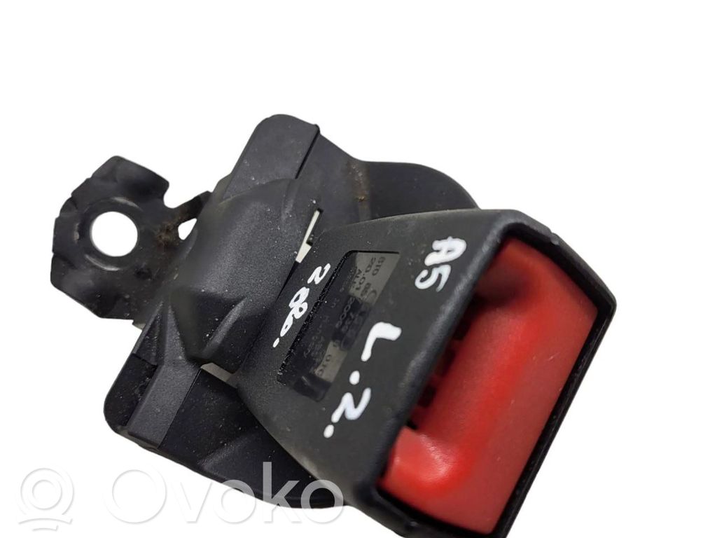 Klamra tylnego pasa bezpieczeństwa   8T0857739B,28012009