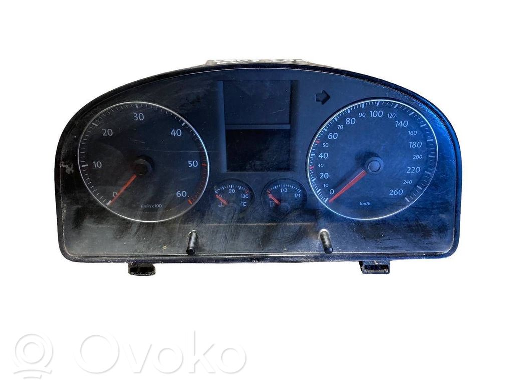 Volkswagen Caddy Geschwindigkeitsmesser Cockpit 