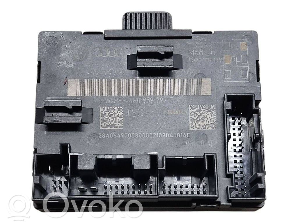 Volkswagen Touareg II Door control unit/module 