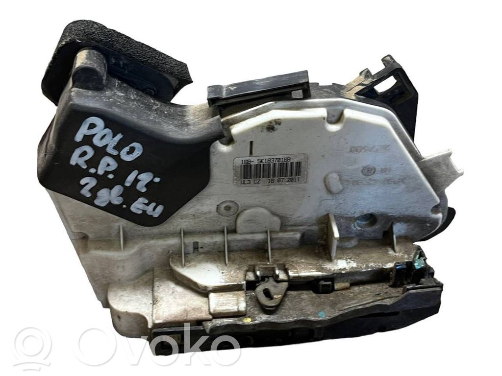 Volkswagen Polo V 6R Front door lock 