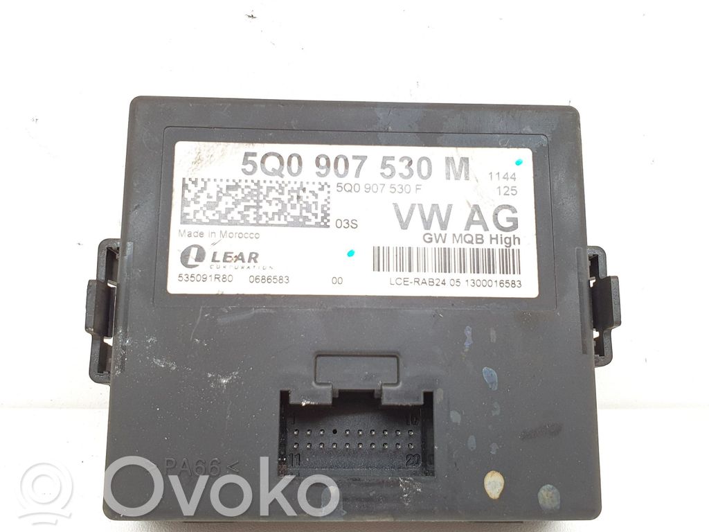 Volkswagen Golf VII Gateway control module 