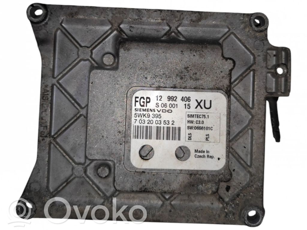 Opel Zafira B Engine control unit/module 