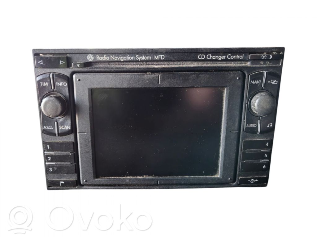 Panel / Radioodtwarzacz CD/DVD/GPS   3B0035191D