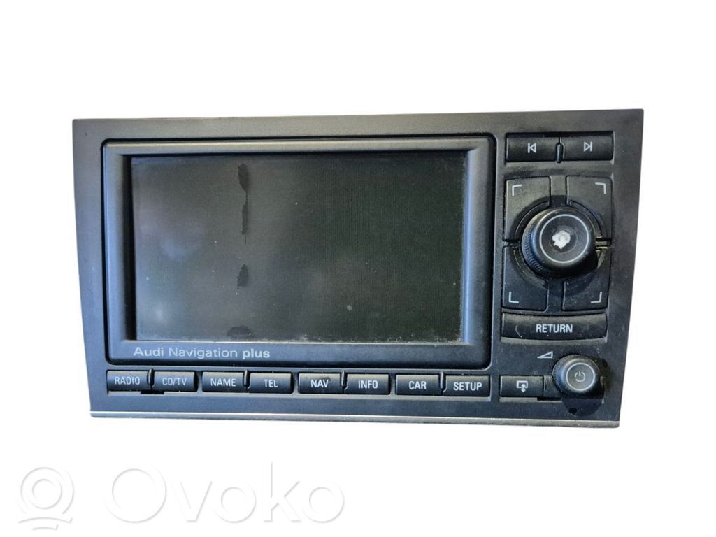 Panel / Radioodtwarzacz CD/DVD/GPS   8E0035192K