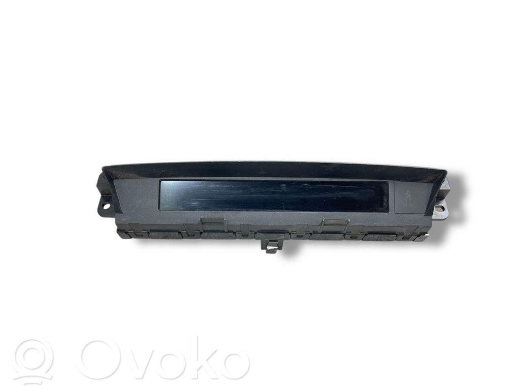 Mazda 6 Screen/display/small screen 