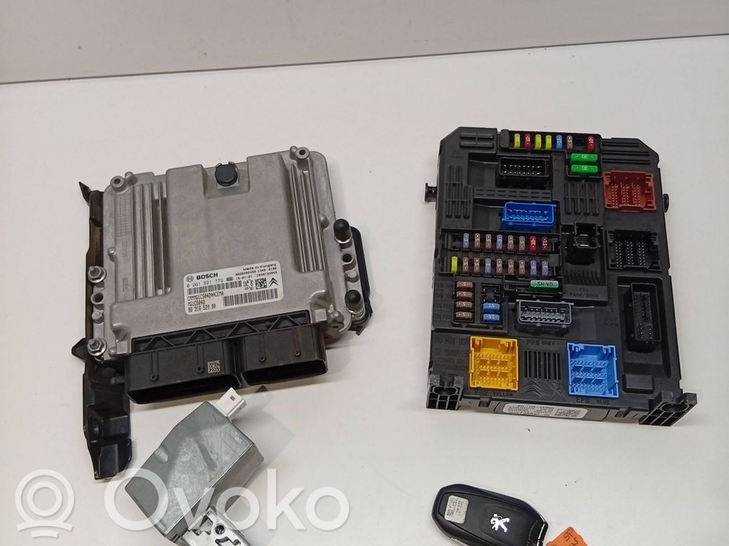 Peugeot 508 II Juego de cerradura y set ECU del motor 