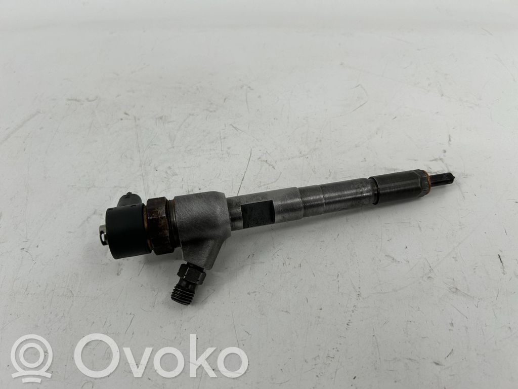 Opel Combo C Inyector de combustible 