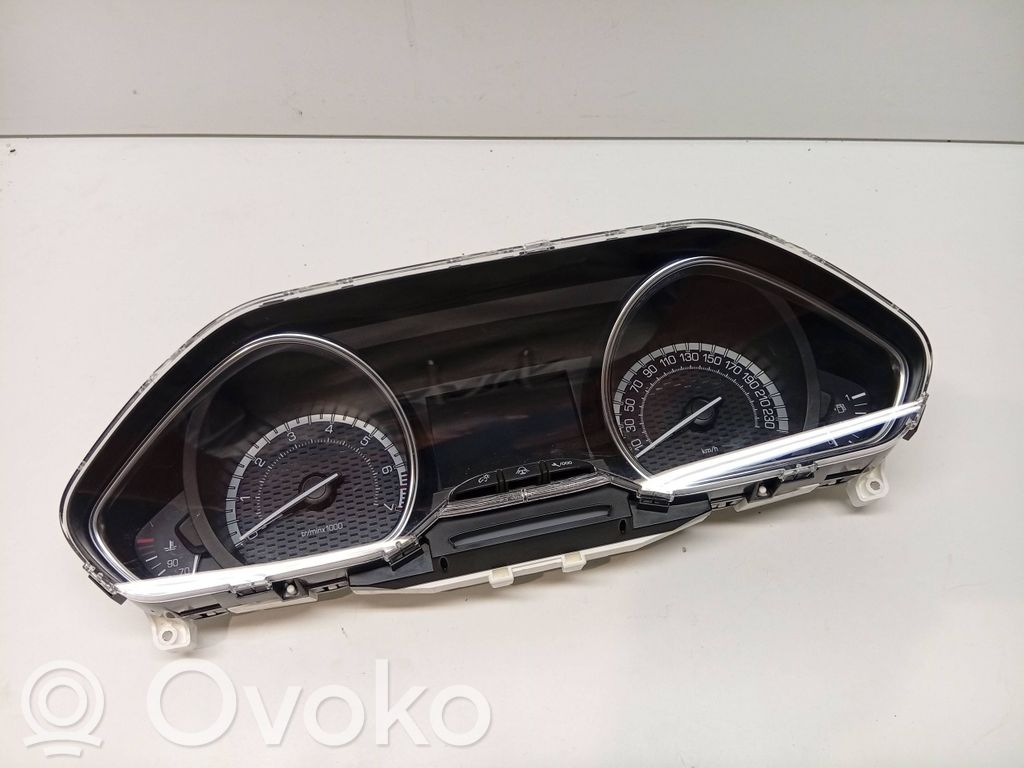 Peugeot 208 I Nopeusmittari (mittaristo) 