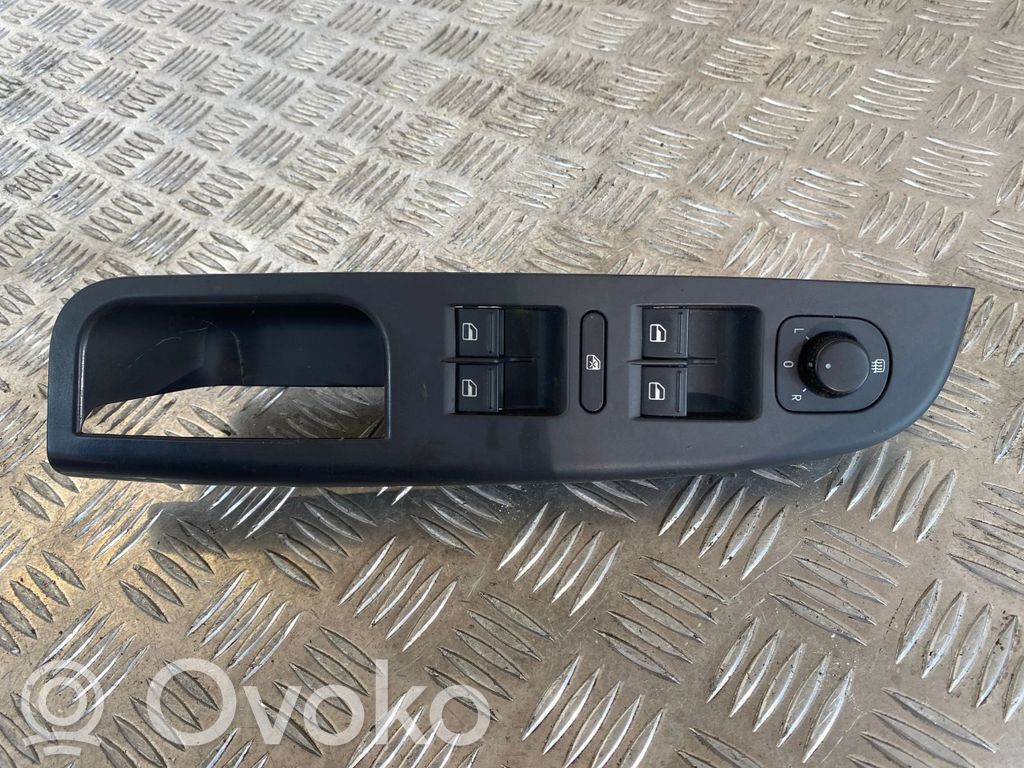Volkswagen Golf V Interruptor del elevalunas eléctrico 