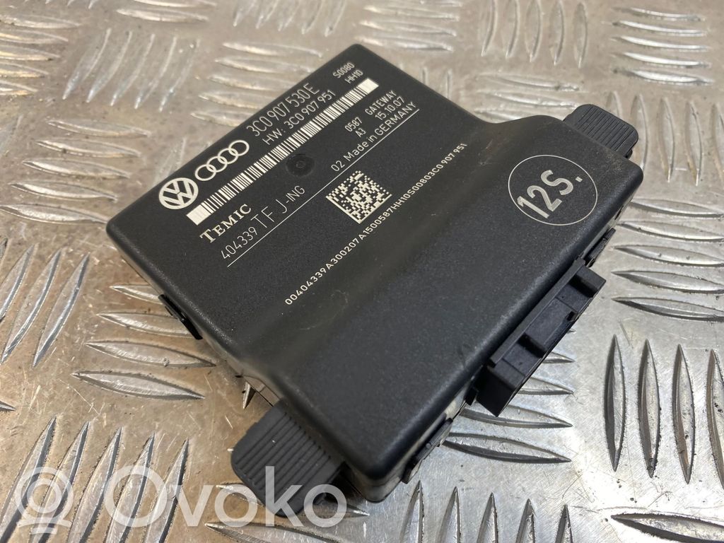 Volkswagen PASSAT B6 Gateway control module 