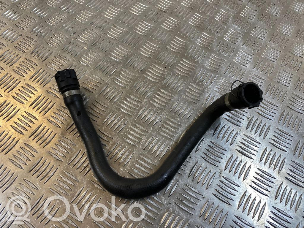 Engine coolant pipe/hose   6917697