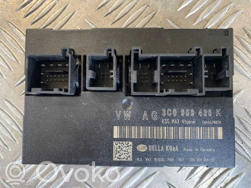 Volkswagen PASSAT B6 Module confort 