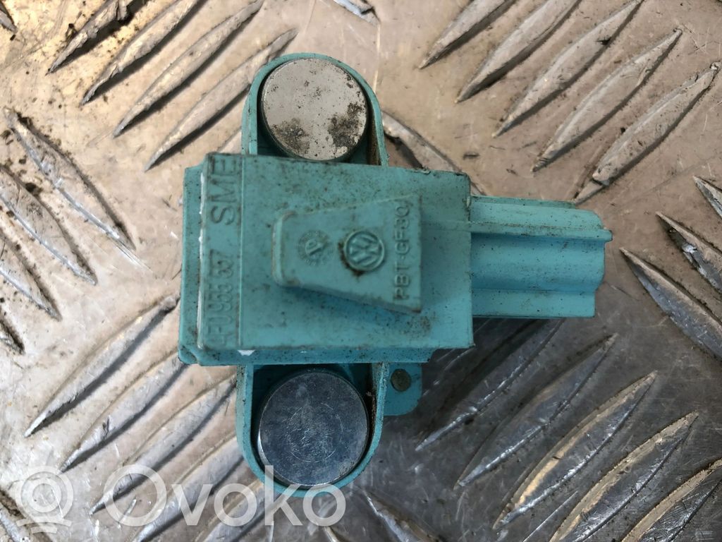 Airbagsensor Crashsensor Drucksensor   4F0955557