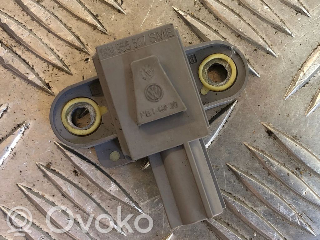 Volkswagen Golf VI Airbagsensor Crashsensor Drucksensor 