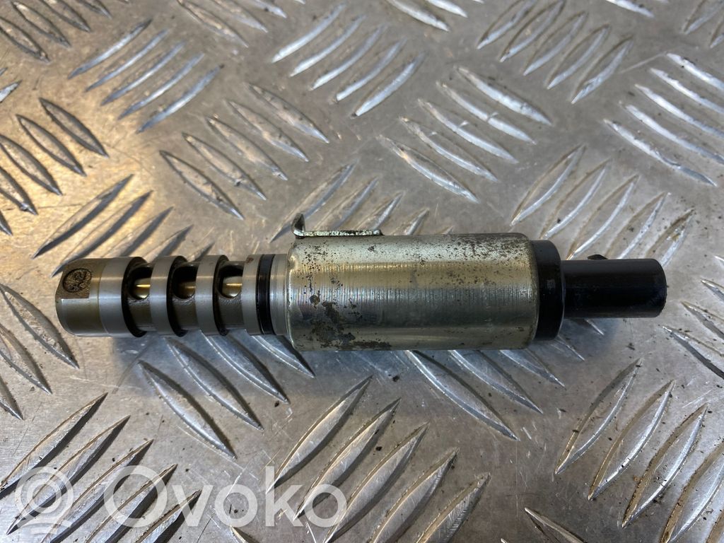Audi A4 S4 B7 8E 8H Steuerventil Nockenwelle 
