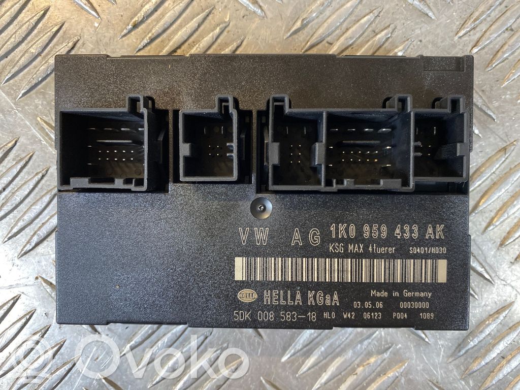 Skoda Octavia Mk2 (1Z) Module confort 