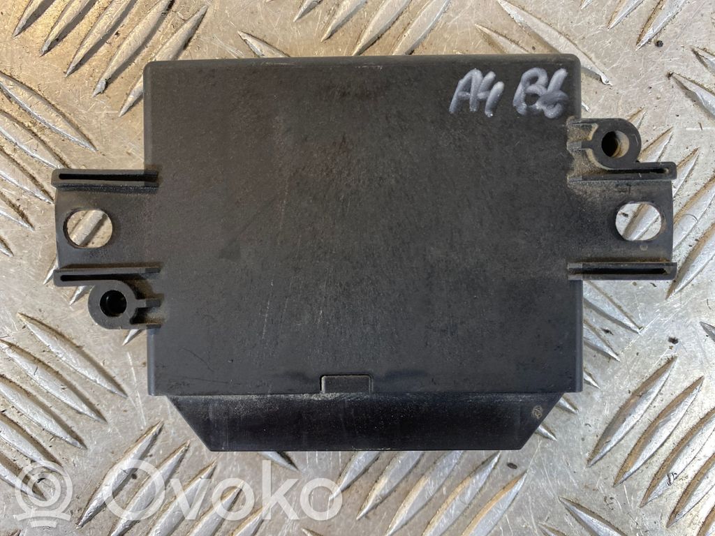Audi A4 S4 B6 8E 8H Unidad de control/módulo PDC de aparcamiento 