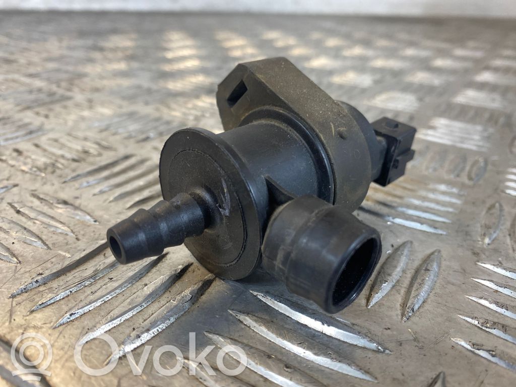 Volvo S40 Vakuumventil Unterdruckventil Magnetventil 