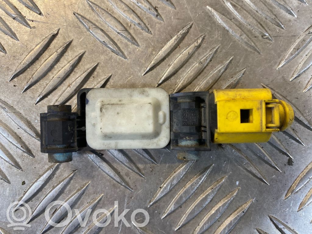 Czujnik uderzenia Airbag   8E0959651,0231301FDP1L,070103