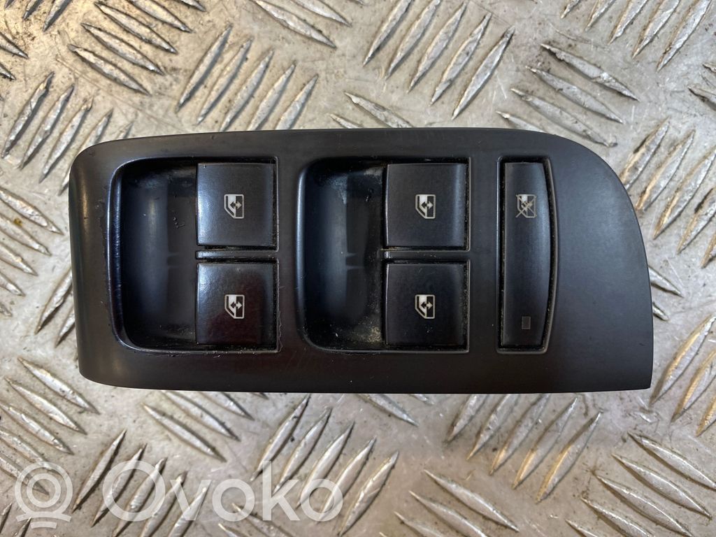 Opel Zafira C Interruptor del elevalunas eléctrico 