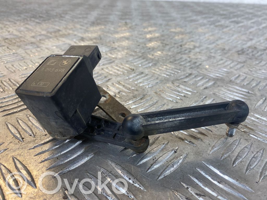 BMW 5 E39 Ajovalon korkeusanturi 