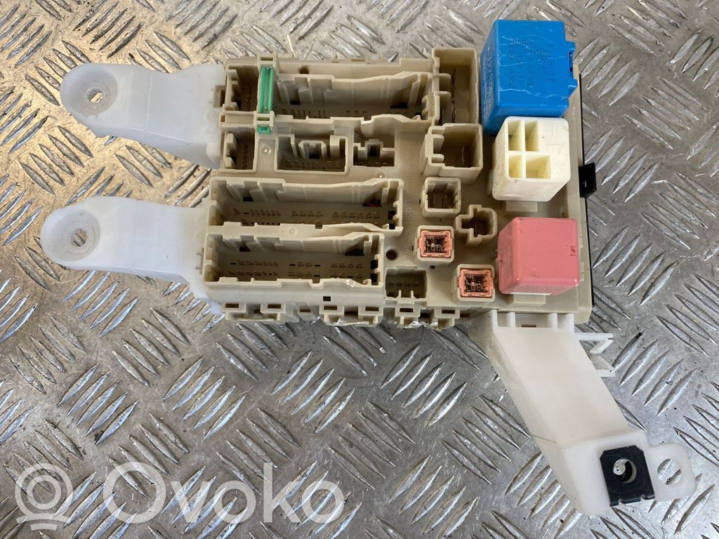 Toyota Verso Módulo de fusible 
