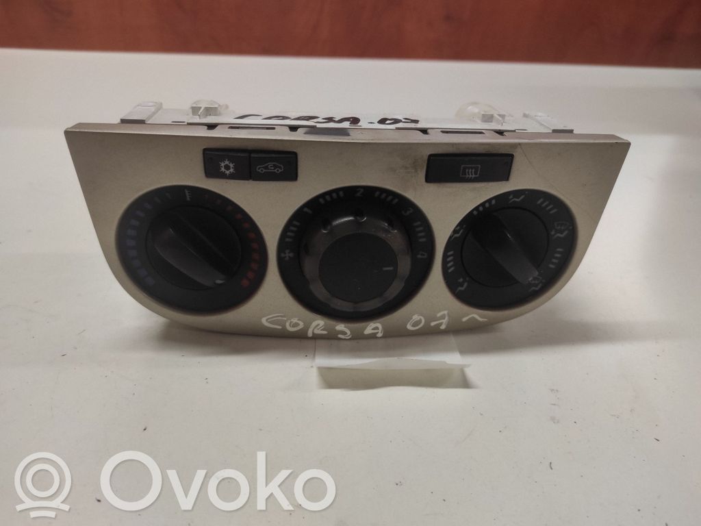 Opel Corsa D Panel klimatyzacji 