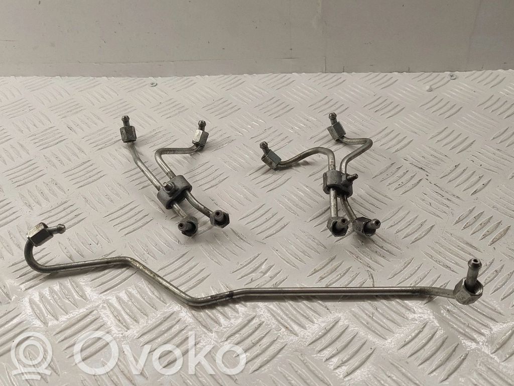 Toyota Avensis T250 Conductă alimentare injectoare 