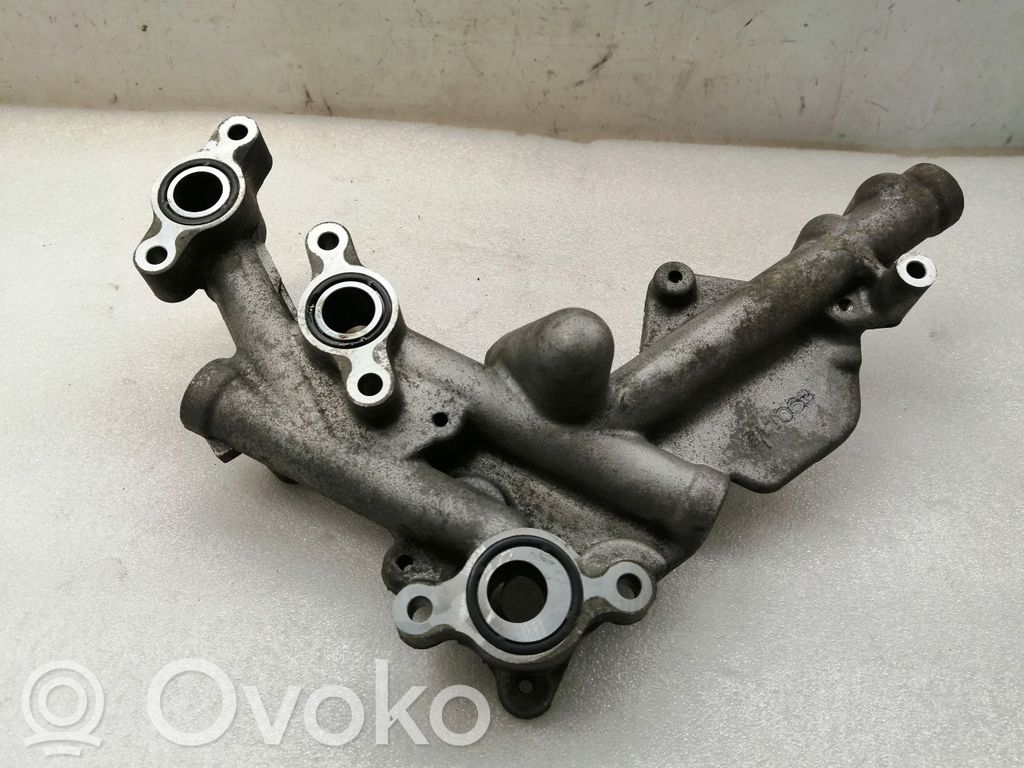 Toyota Avensis T270 Suport montare filtru ulei 