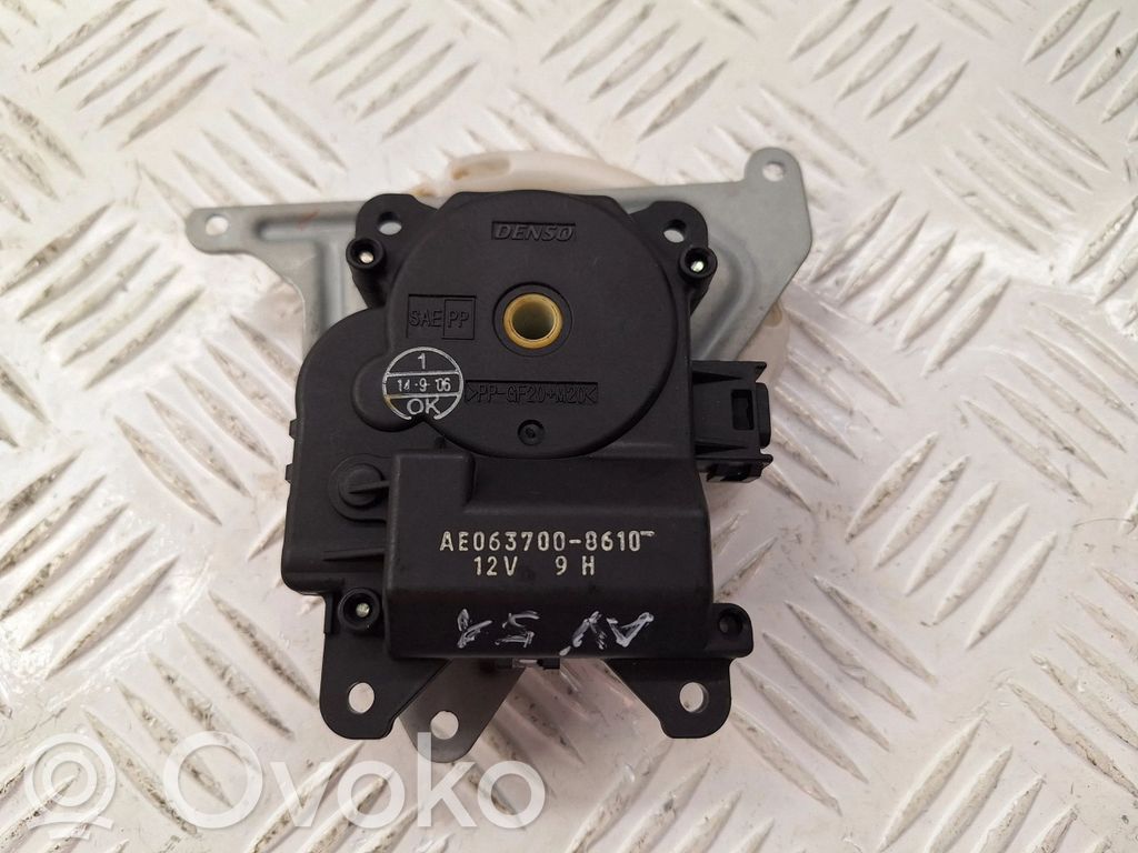 Toyota Avensis T250 Motor/actuator clapetă aer 