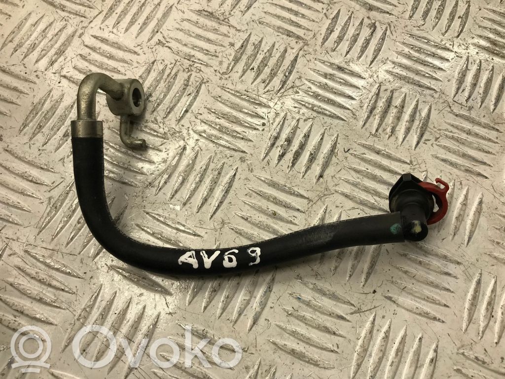 Toyota Avensis T250 Conductă alimentare injectoare 