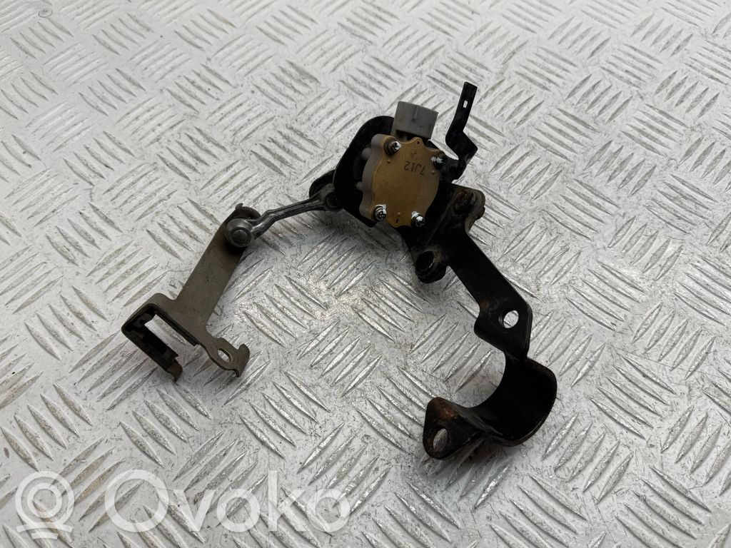 Toyota Avensis T250 Sensore di livello faro/fanale