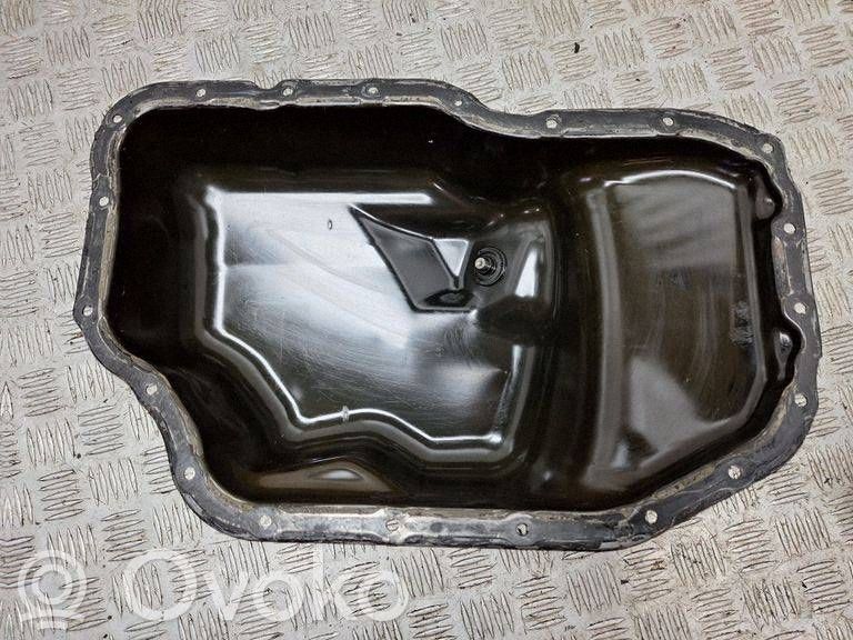 Toyota Corolla Verso AR10 Baie ulei 