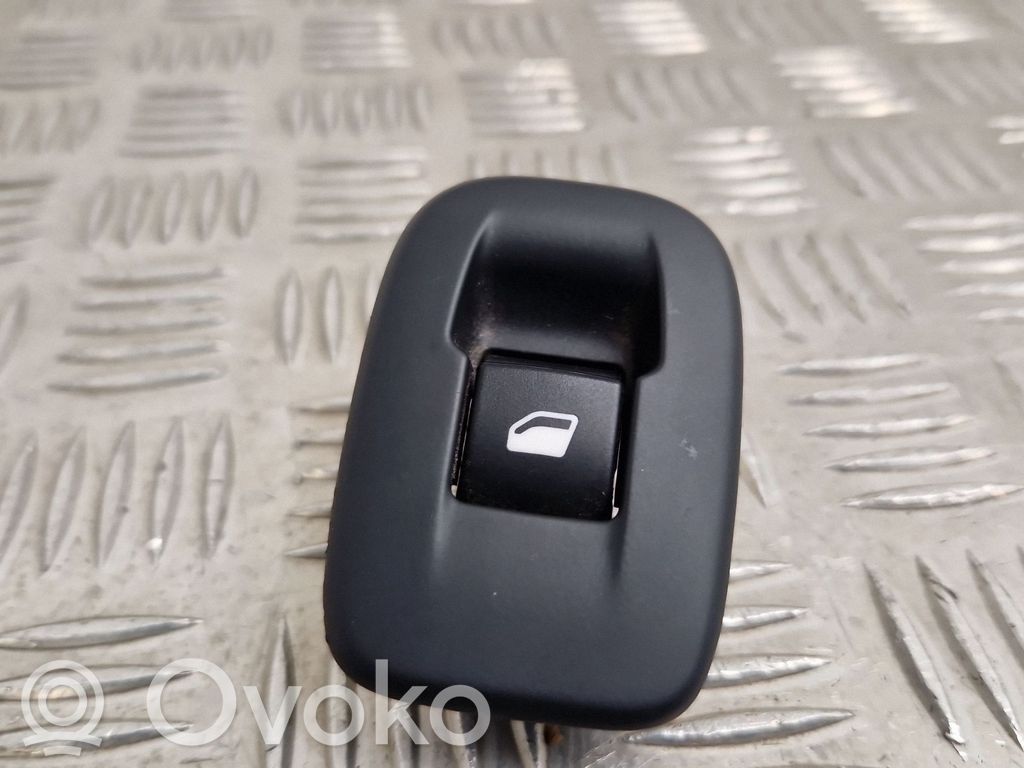 Peugeot 208 I Przyciski szyb 