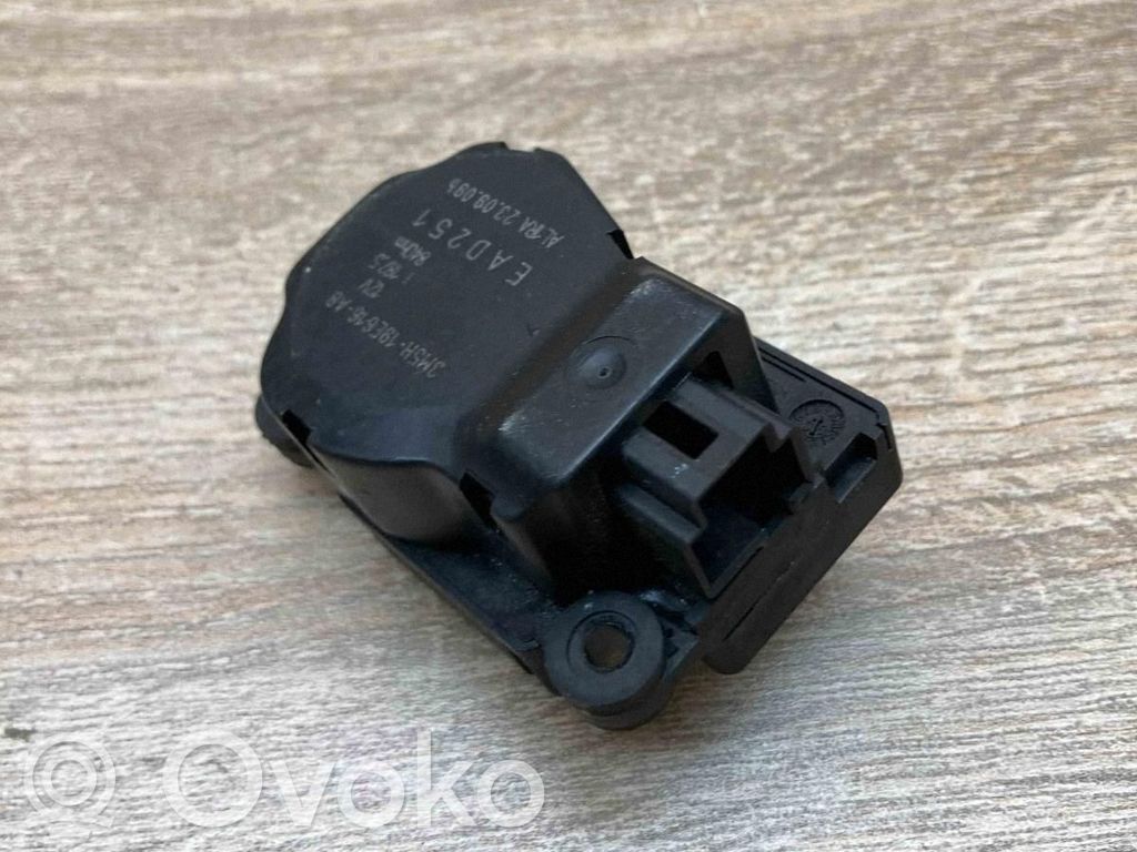 Ford Mondeo Mk III Moteur / actionneur de volet de climatisation 