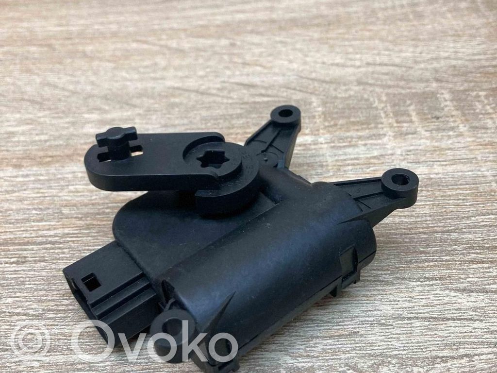 Volkswagen Golf VI Stellmotor Heizung Klima 