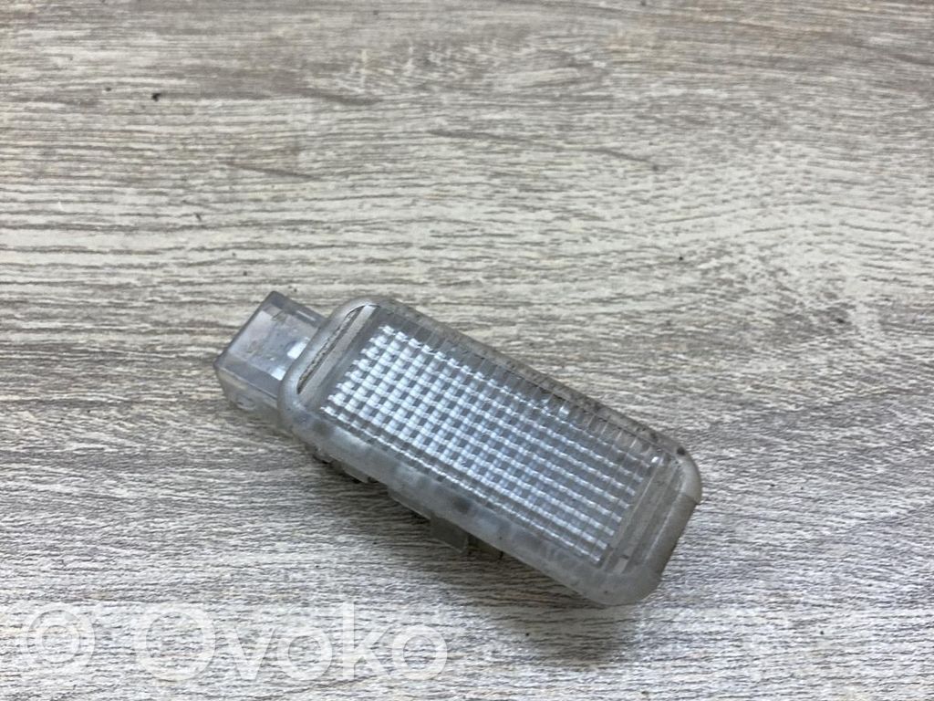 Audi A4 S4 B7 8E 8H Autre éclairage intérieur 