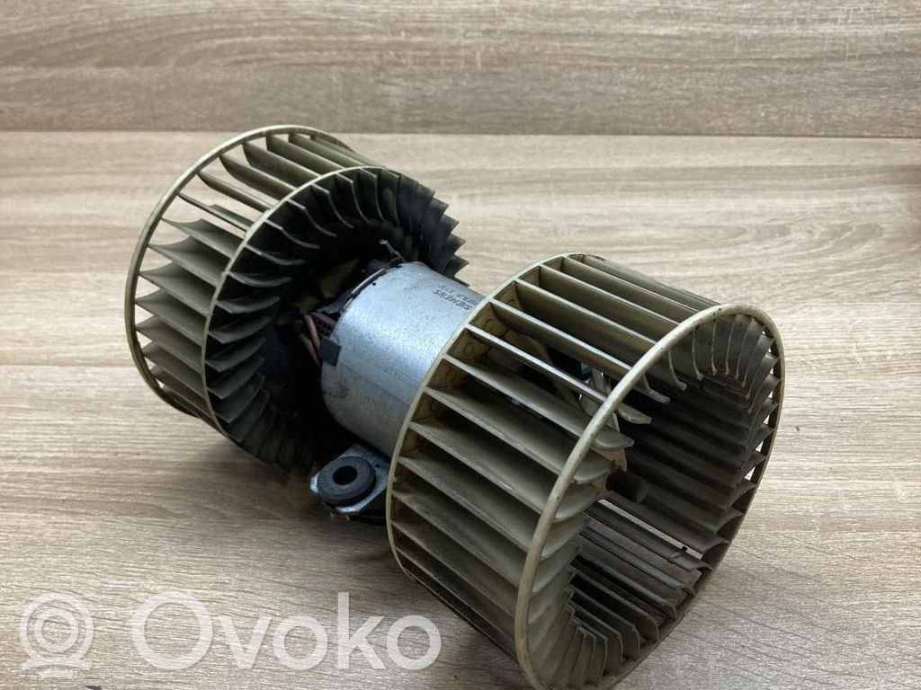BMW 5 E39 Ventola riscaldamento/ventilatore abitacolo 
