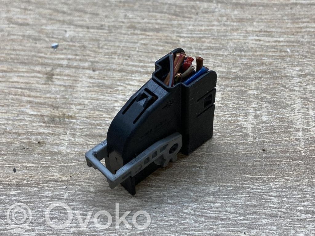 Cable de la bujía   0015450073