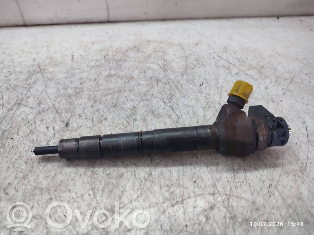 Volkswagen Touran II Injector combustibil 