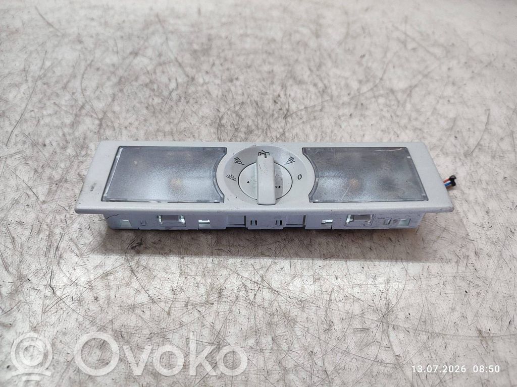 Volkswagen Touran II Lampă scaun spate