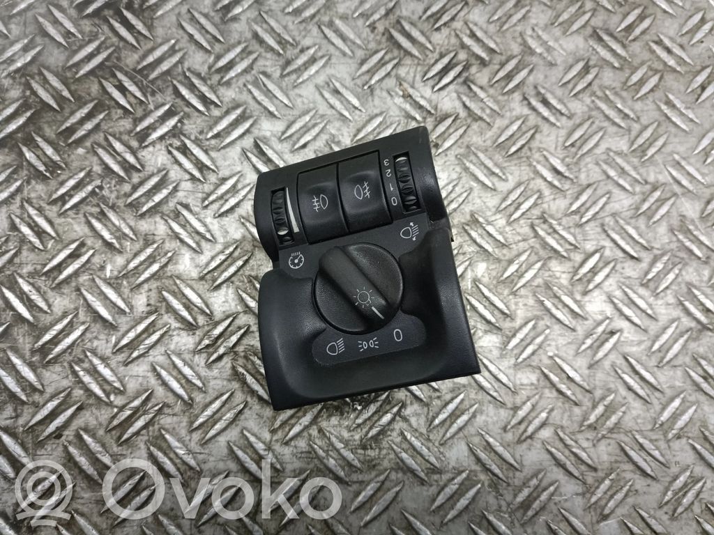 Opel Vectra B Interrupteur d’éclairage