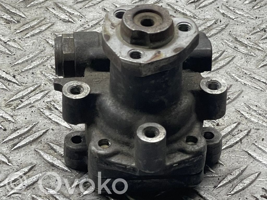 Volkswagen Golf IV Pompe direction assistée