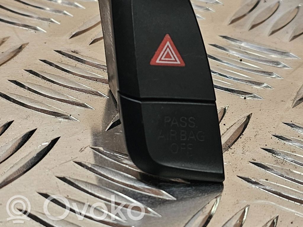 Audi A4 S4 B8 8K Botón interruptor de luz de peligro