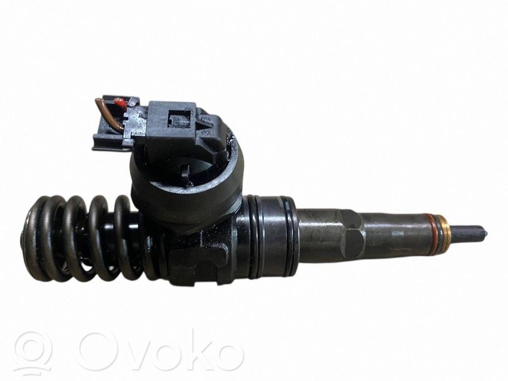 Skoda Octavia Mk2 (1Z) Polttoainesuutin